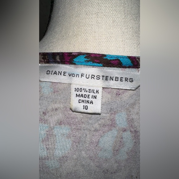 Diane Von Furstenberg multi print l/s silk Jersey wrap dress w/ pockets - Picture 4 of 9